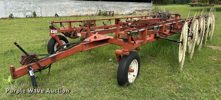 image for item NR9826 Hesston  3991 hay rake