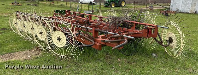 image for item NR9826 Hesston  3991 hay rake