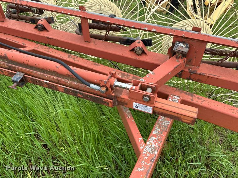 image for item NR9826 Hesston  3991 hay rake
