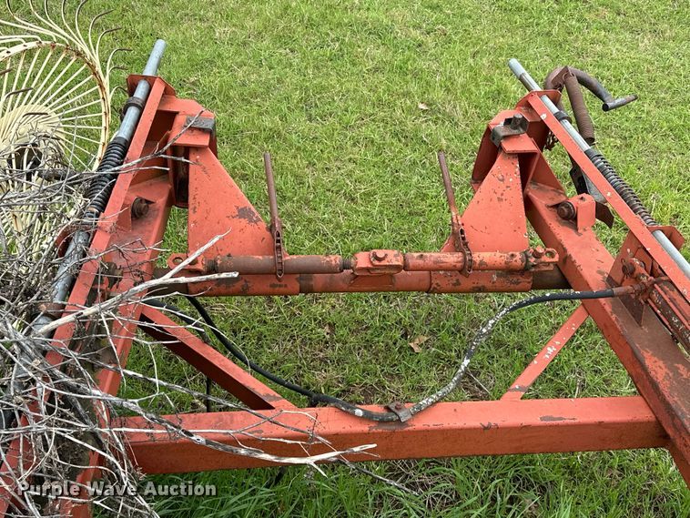 image for item NR9826 Hesston  3991 hay rake