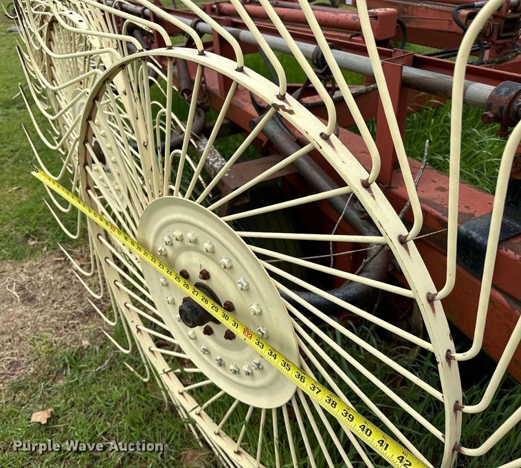 image for item NR9826 Hesston  3991 hay rake