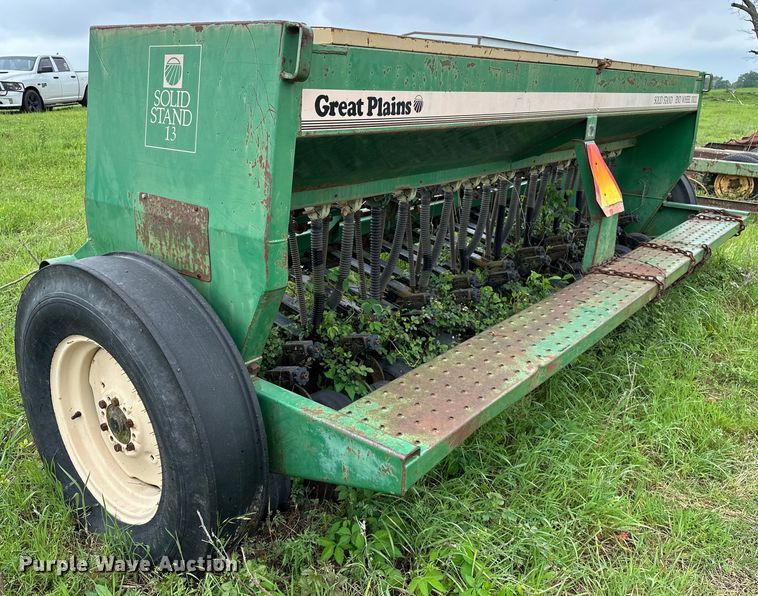 image for item NR9827 Great Plains Solid Stand EWD13 grain drill