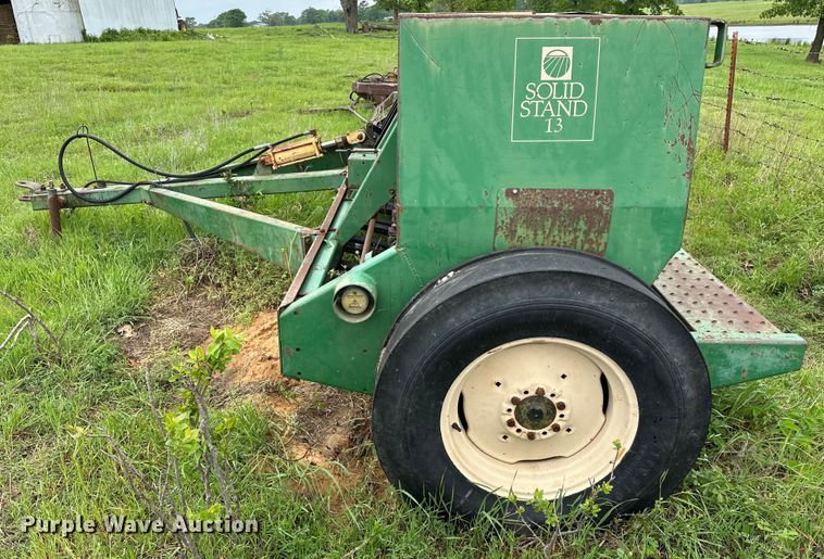 image for item NR9827 Great Plains Solid Stand EWD13 grain drill