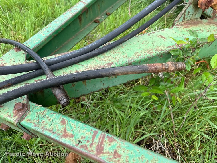 image for item NR9827 Great Plains Solid Stand EWD13 grain drill