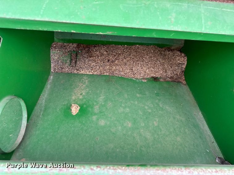 image for item NR9827 Great Plains Solid Stand EWD13 grain drill