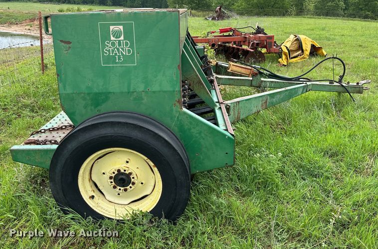 image for item NR9827 Great Plains Solid Stand EWD13 grain drill