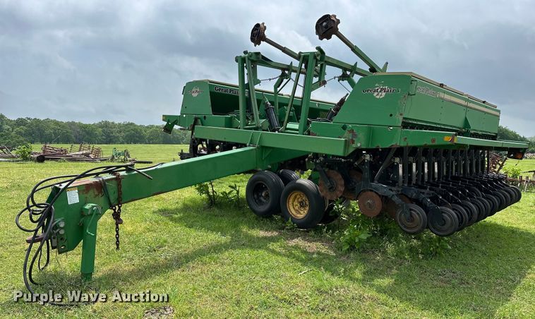 image for item NR9828 Great Plains  3010NT no-till grain drill