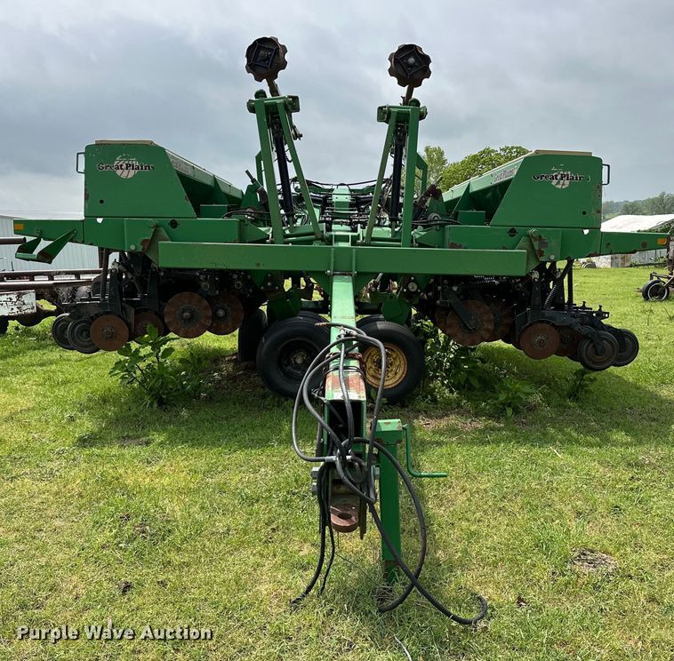 image for item NR9828 Great Plains  3010NT no-till grain drill