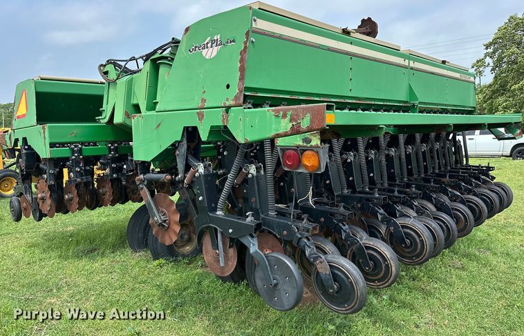 image for item NR9828 Great Plains  3010NT no-till grain drill