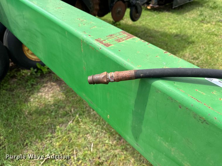 image for item NR9828 Great Plains  3010NT no-till grain drill