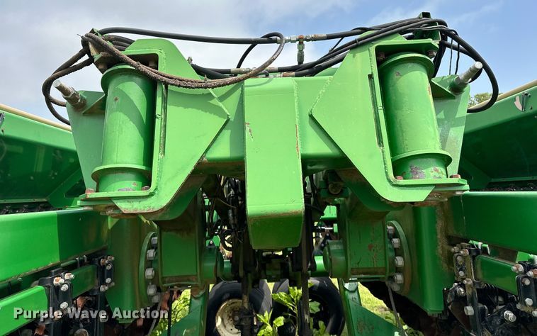 image for item NR9828 Great Plains  3010NT no-till grain drill