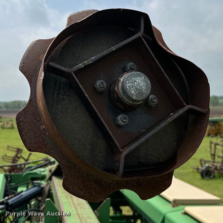 image for item NR9828 Great Plains  3010NT no-till grain drill