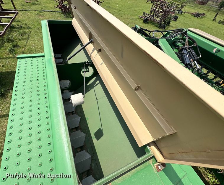 image for item NR9828 Great Plains  3010NT no-till grain drill