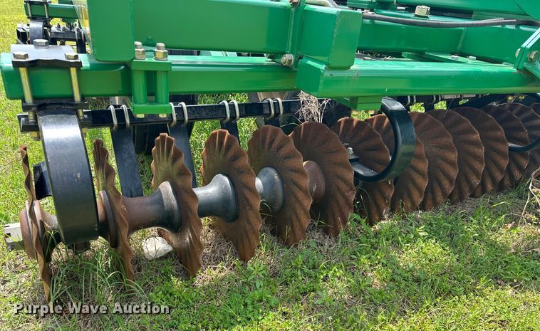 image for item NR9829 Great Plains  1500 Turbo-Max vertical tillage