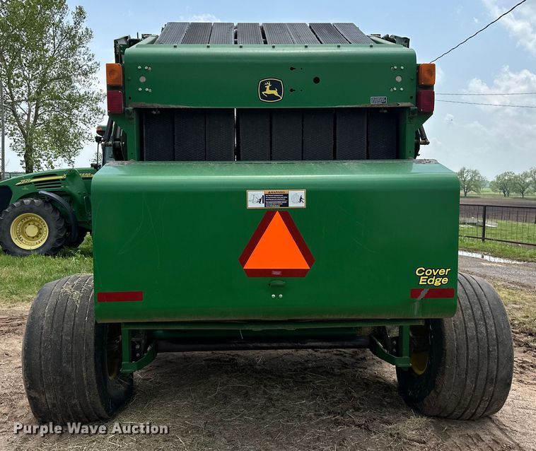 image for item NR9830 2013 John Deere 569 MegaWidePlus round baler