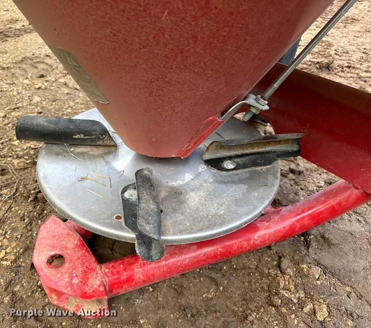 image for item NR9864 2012 Cosmo  500 spreader