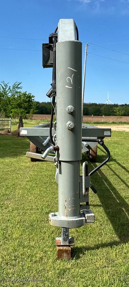 image for item NR9869 Freedom 42G hay bale trailer