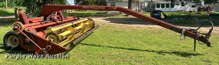 image for item NR9870 New Holland  116 swather / windrower