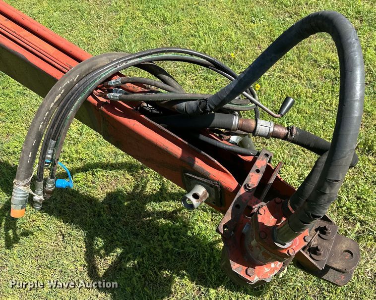 image for item NR9870 New Holland  116 swather / windrower