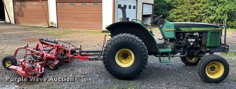 image for item NR9875 1995 John Deere 5300 tractor