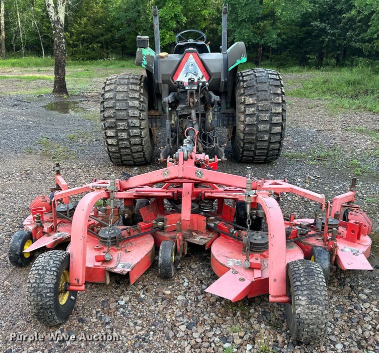 image for item NR9875 1995 John Deere 5300 tractor