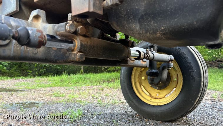 image for item NR9875 1995 John Deere 5300 tractor