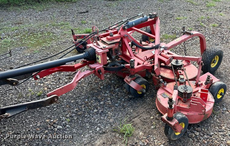 image for item NR9875 1995 John Deere 5300 tractor