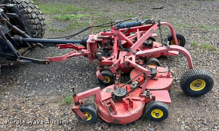 image for item NR9875 1995 John Deere 5300 tractor