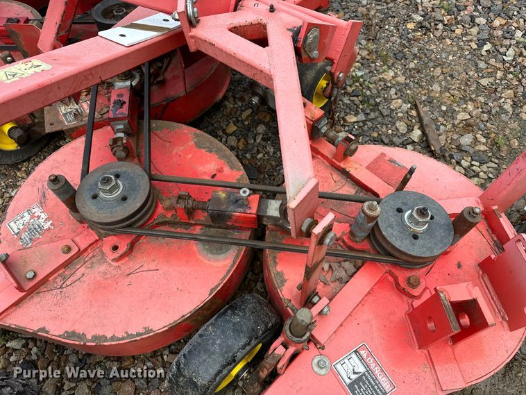 image for item NR9875 1995 John Deere 5300 tractor