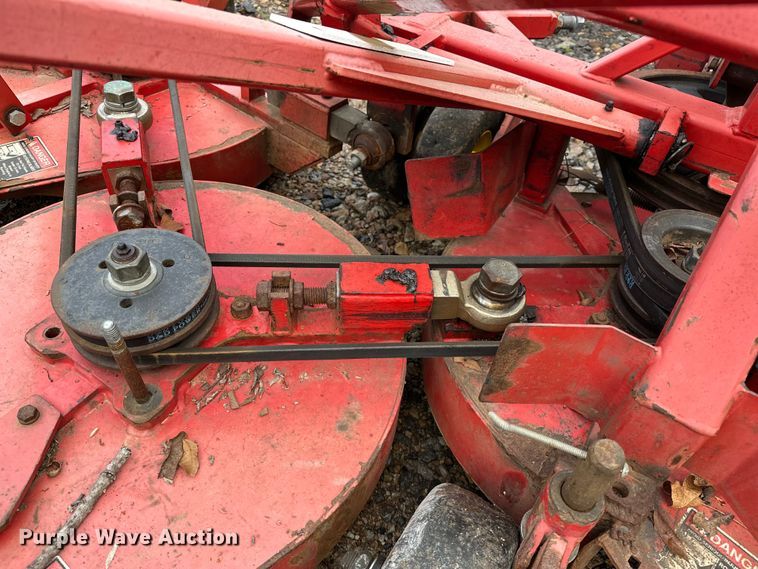 image for item NR9875 1995 John Deere 5300 tractor