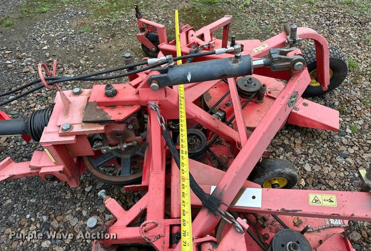 image for item NR9875 1995 John Deere 5300 tractor