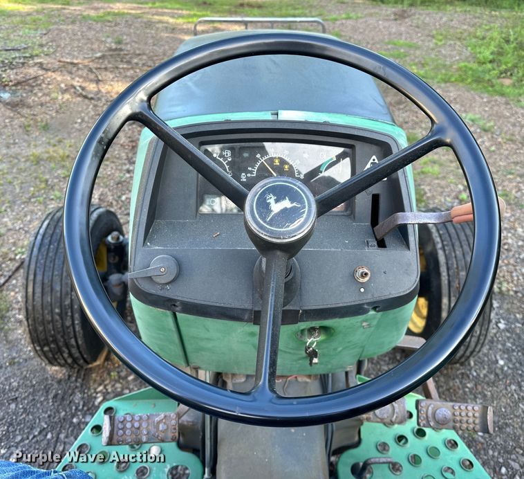 image for item NR9875 1995 John Deere 5300 tractor