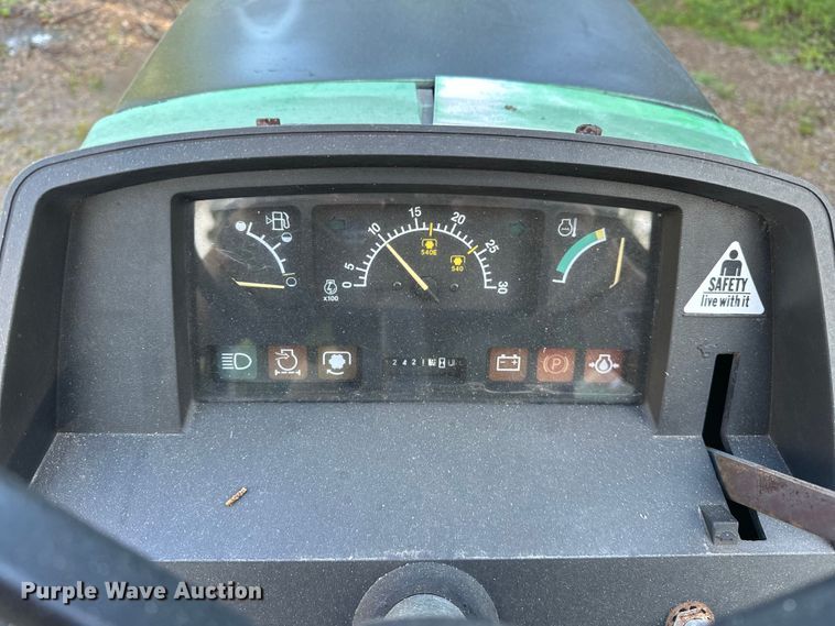 image for item NR9875 1995 John Deere 5300 tractor