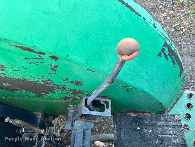 image for item NR9875 1995 John Deere 5300 tractor