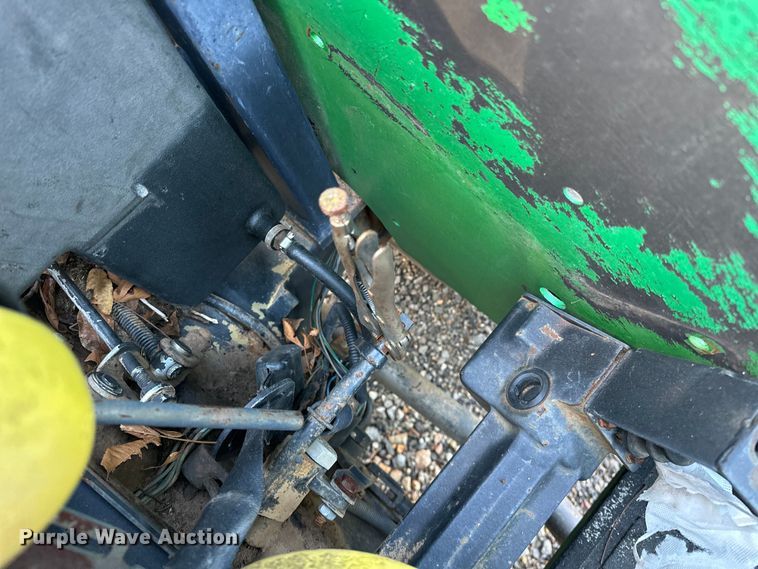 image for item NR9875 1995 John Deere 5300 tractor