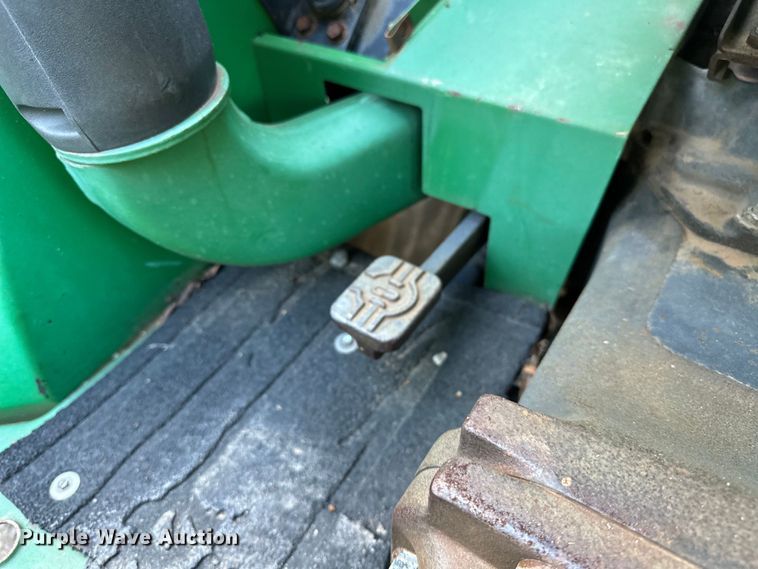 image for item NR9875 1995 John Deere 5300 tractor