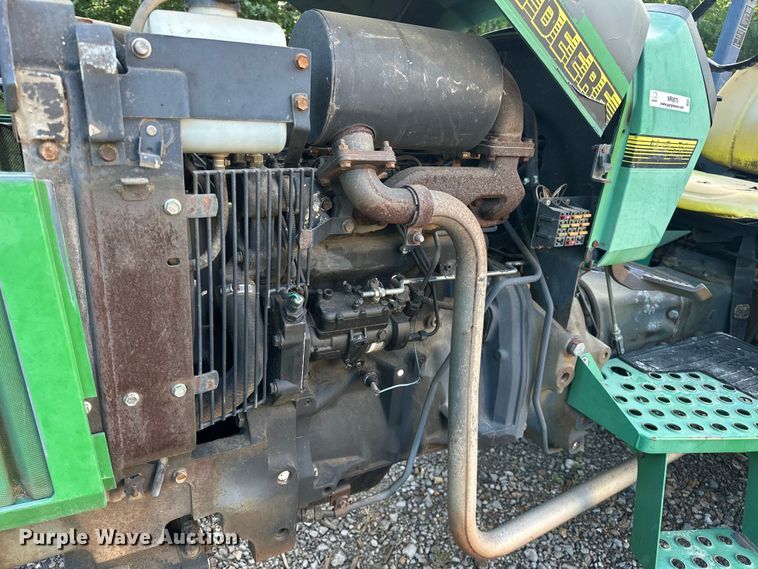 image for item NR9875 1995 John Deere 5300 tractor