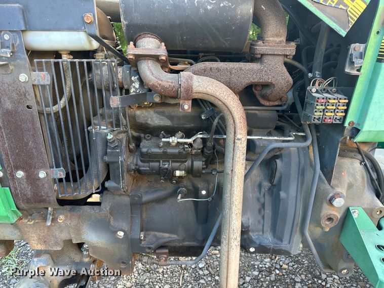 image for item NR9875 1995 John Deere 5300 tractor