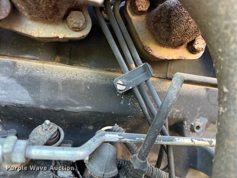 image for item NR9875 1995 John Deere 5300 tractor