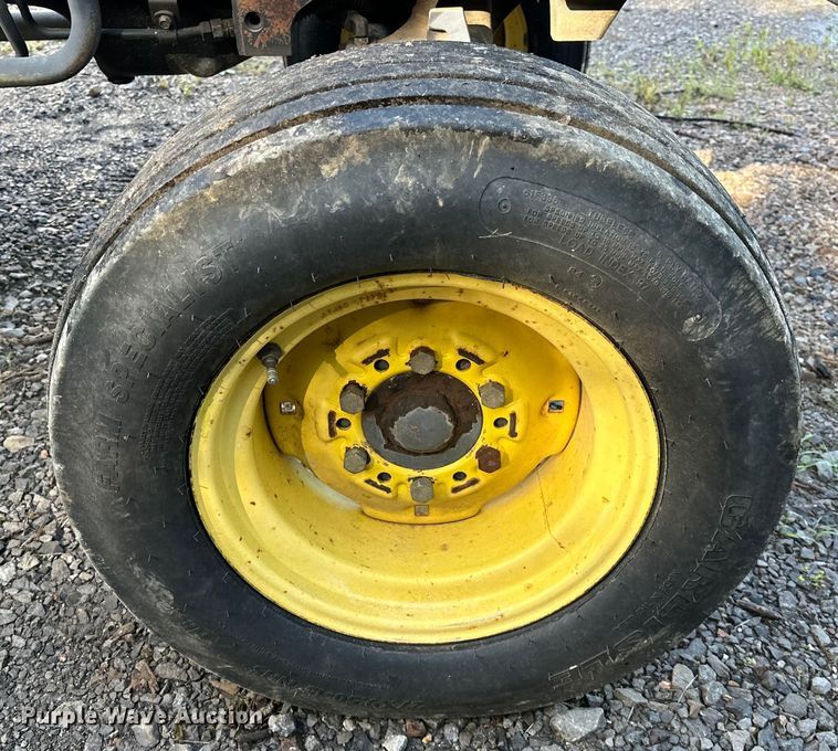 image for item NR9875 1995 John Deere 5300 tractor