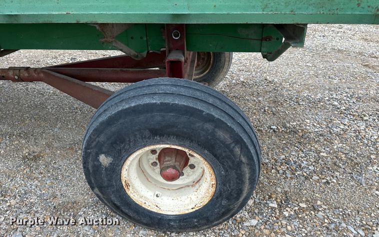 image for item NT9159 Balzer silage wagon