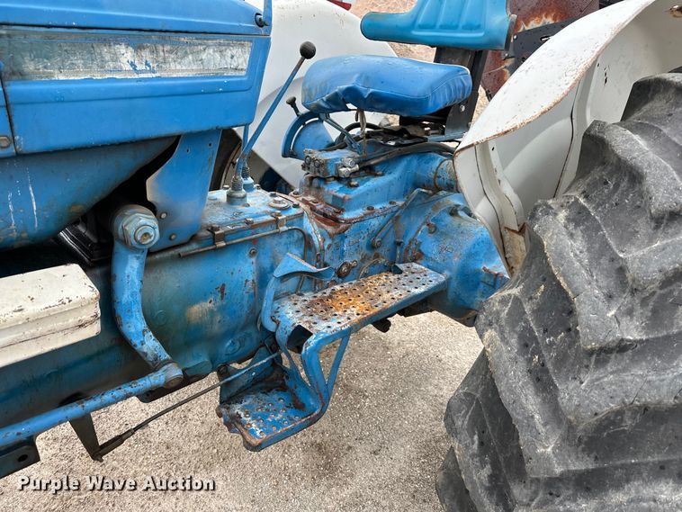 image for item NT9163 Ford 5000 tractor