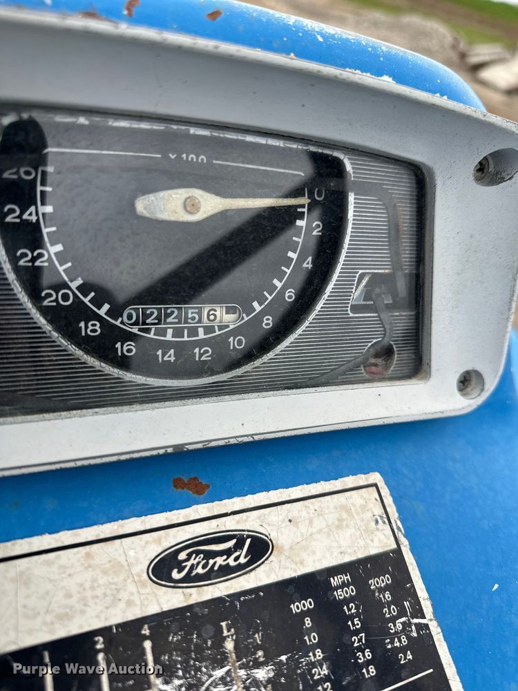 image for item NT9163 Ford 5000 tractor