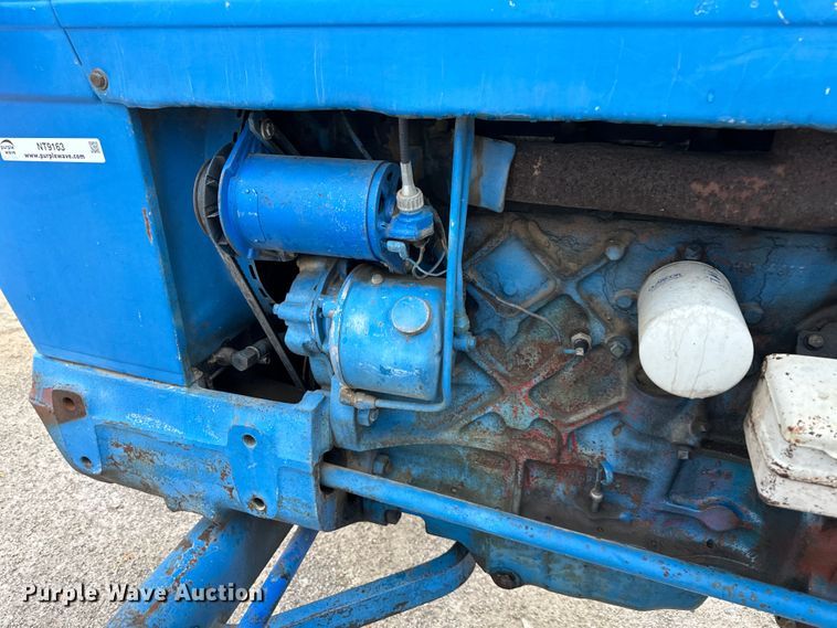 image for item NT9163 Ford 5000 tractor