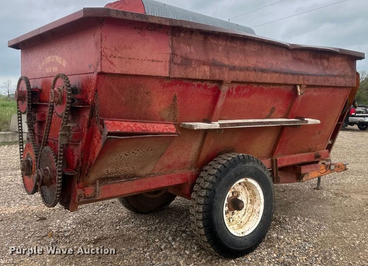 image for item NT9164 Kelly Ryan feed grinder/mixer