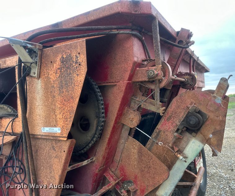 image for item NT9164 Kelly Ryan feed grinder/mixer