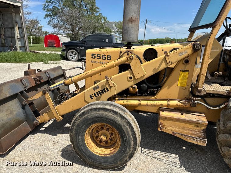 image for item NT9171 Ford 555B landscape tractor