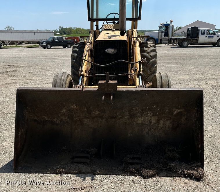 image for item NT9171 Ford 555B landscape tractor