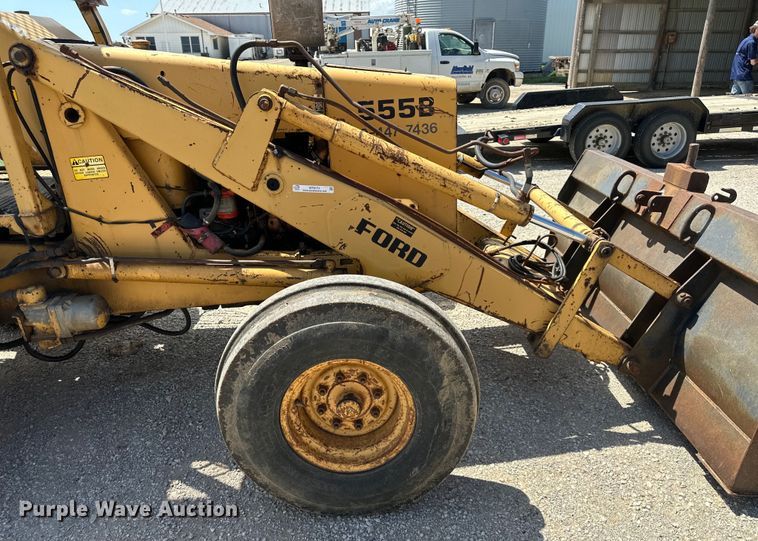 image for item NT9171 Ford 555B landscape tractor