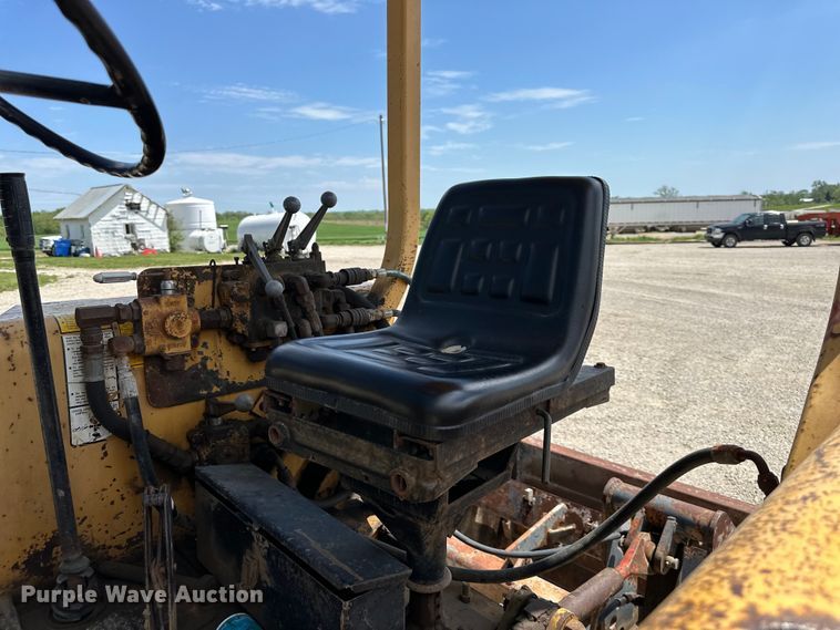 image for item NT9171 Ford 555B landscape tractor